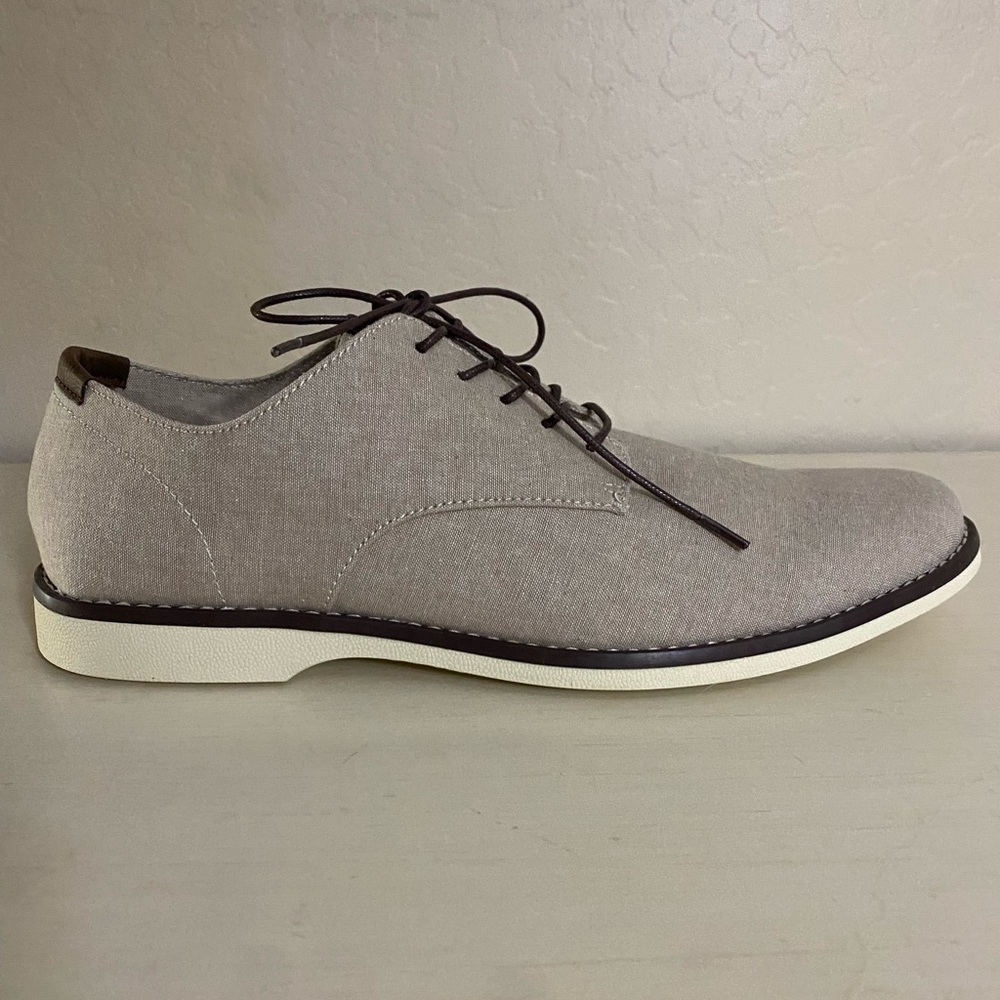 Crevo Men’s Buddy Plain Toe Oxford Shoes Beige size 9.5